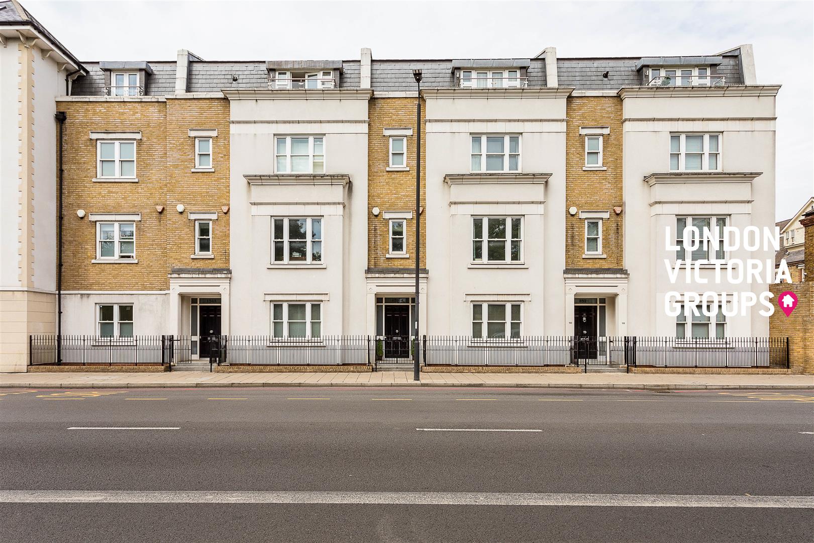 Battersea Park Road, LONDON